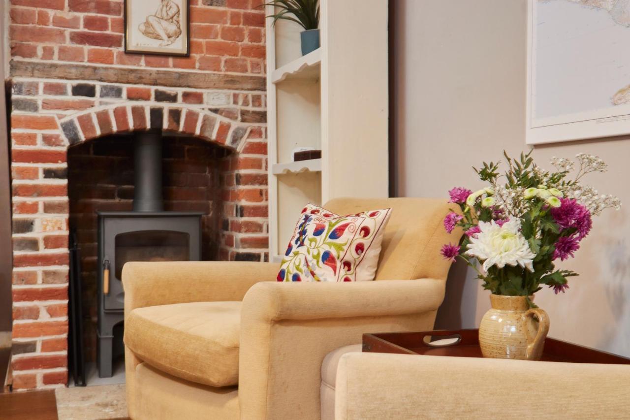 Windlass Cottage Lymington Dış mekan fotoğraf