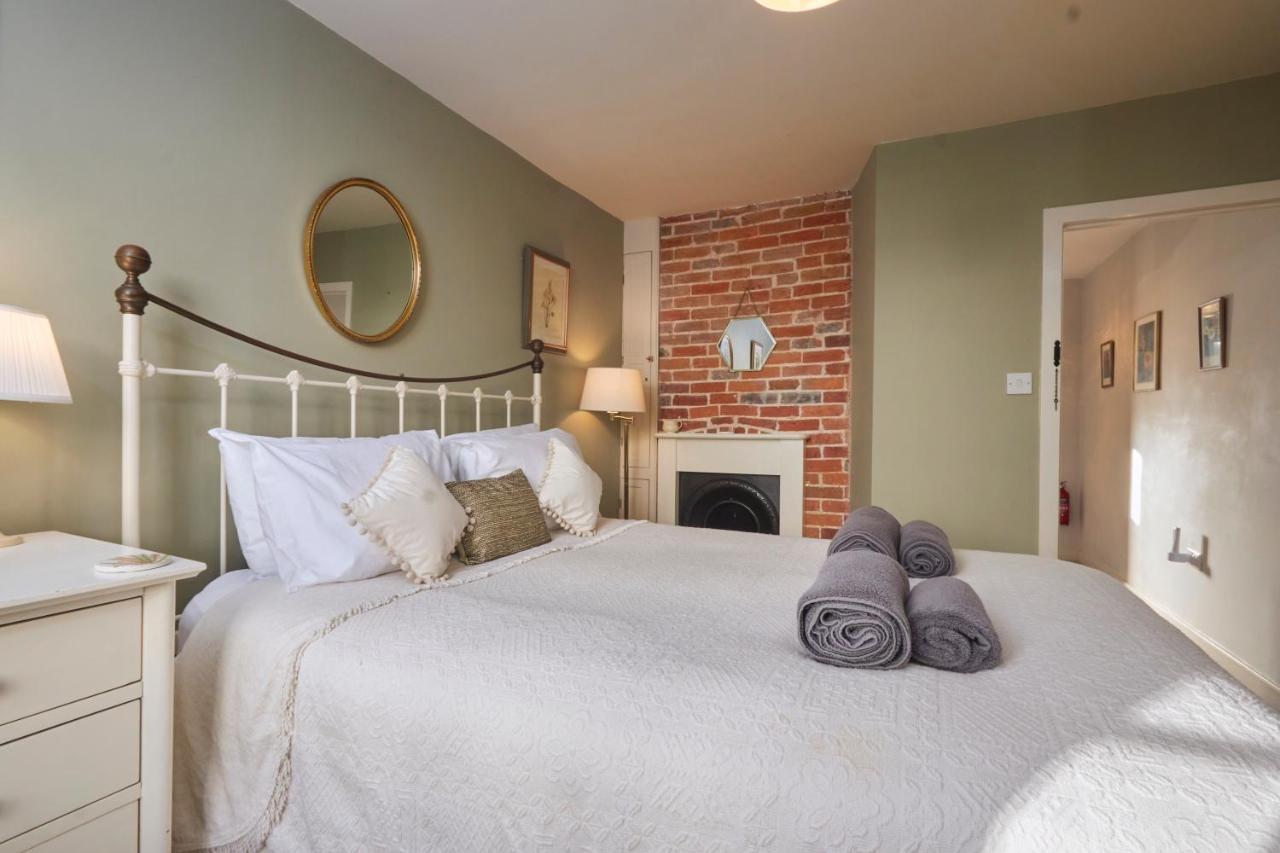 Windlass Cottage Lymington Dış mekan fotoğraf