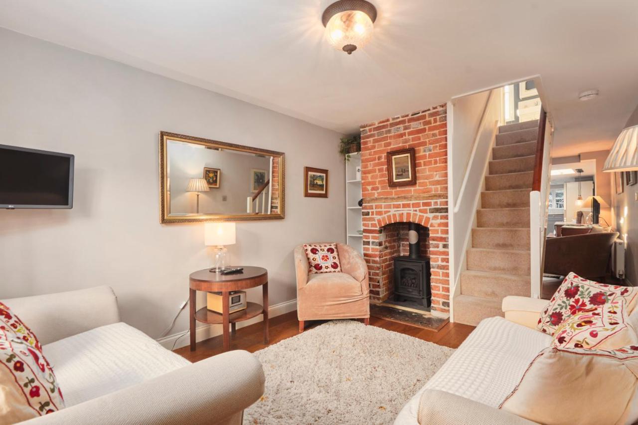 Windlass Cottage Lymington Dış mekan fotoğraf